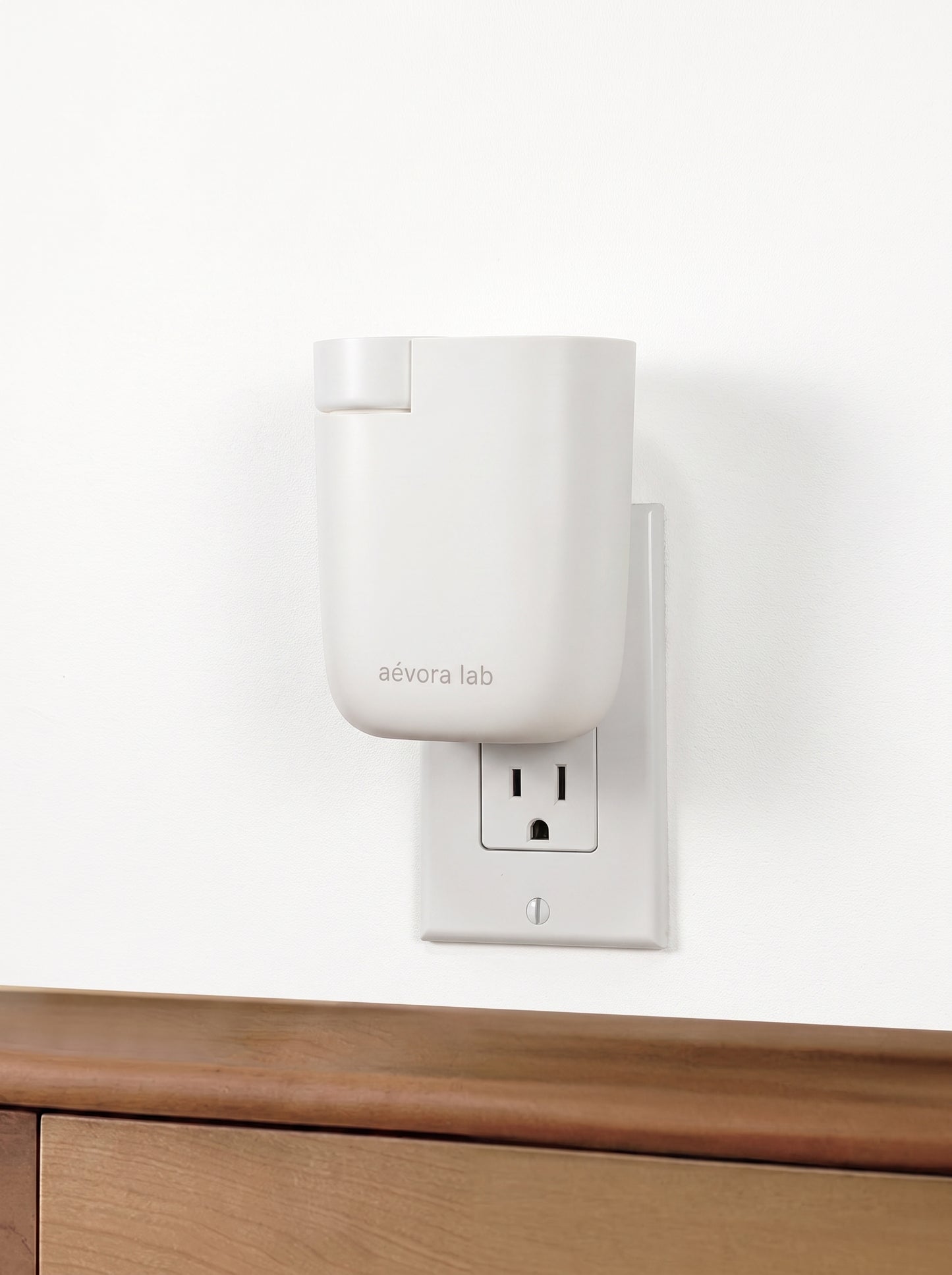 Mini Aroma Diffuser – front view | Aevoralab Australia